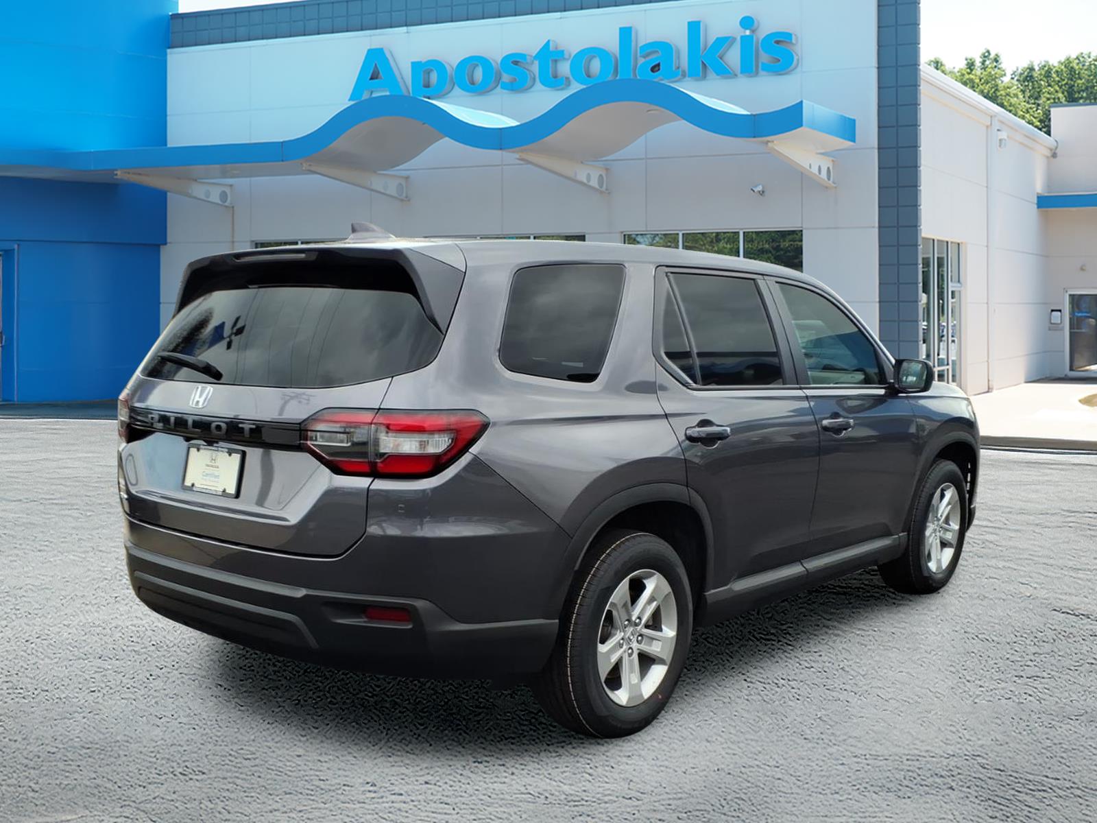 Certified Used 2023 Modern Steel Metallic Honda LX image 3