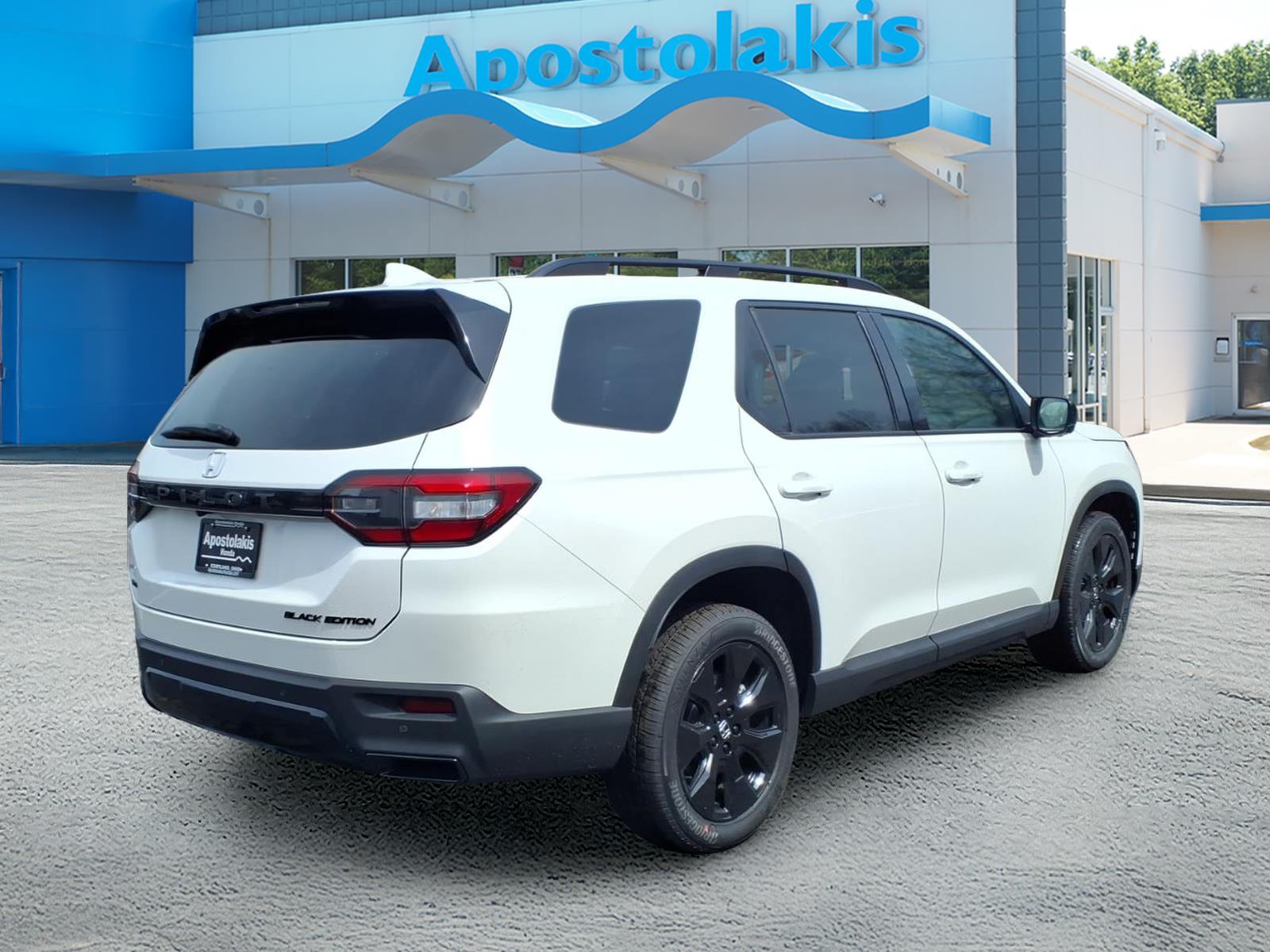 New 2026 Platinum White Honda Black Edition image 3