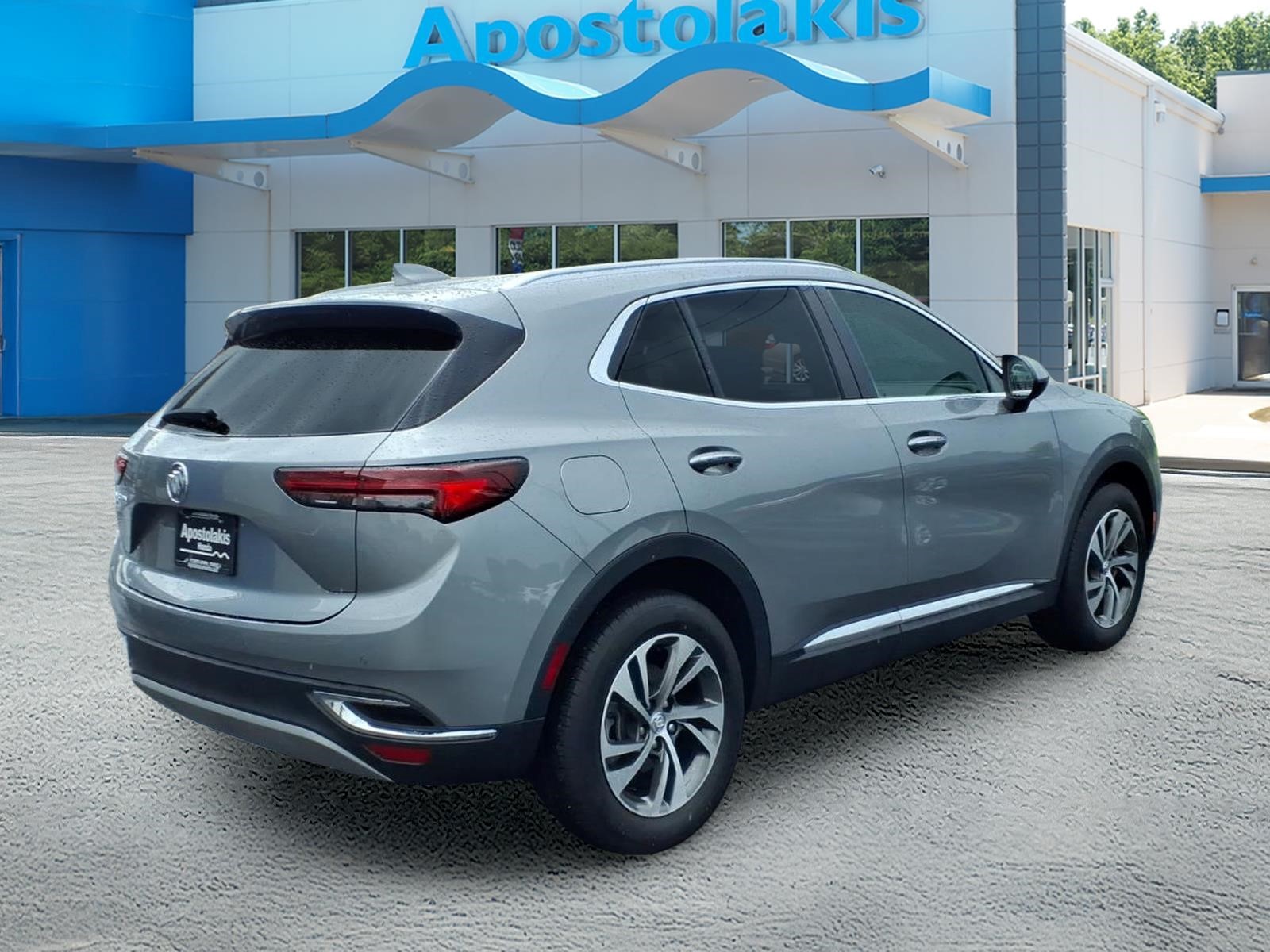 View vehicle photo 3