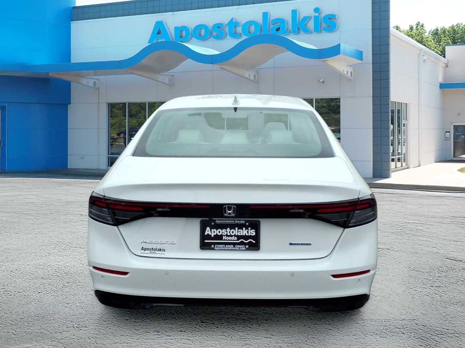 New 2026 Platinum White Honda EX-L image 4