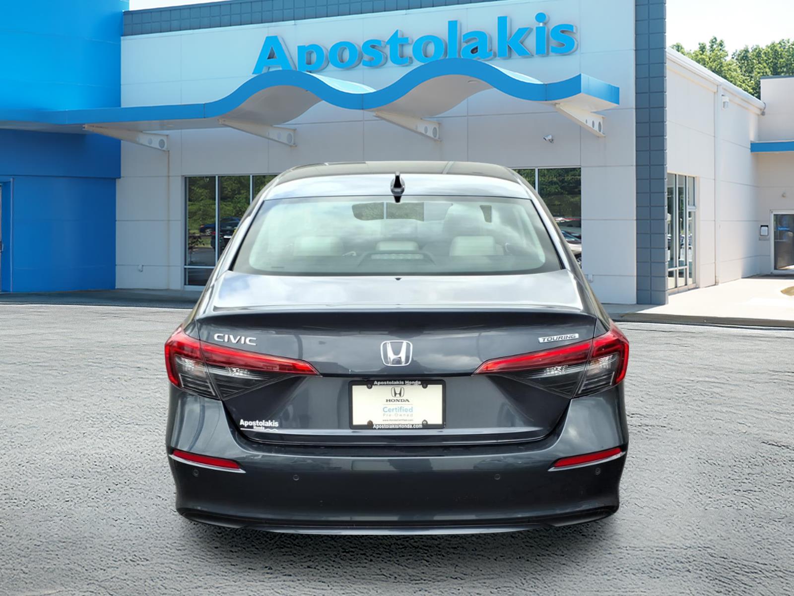 View vehicle photo 4