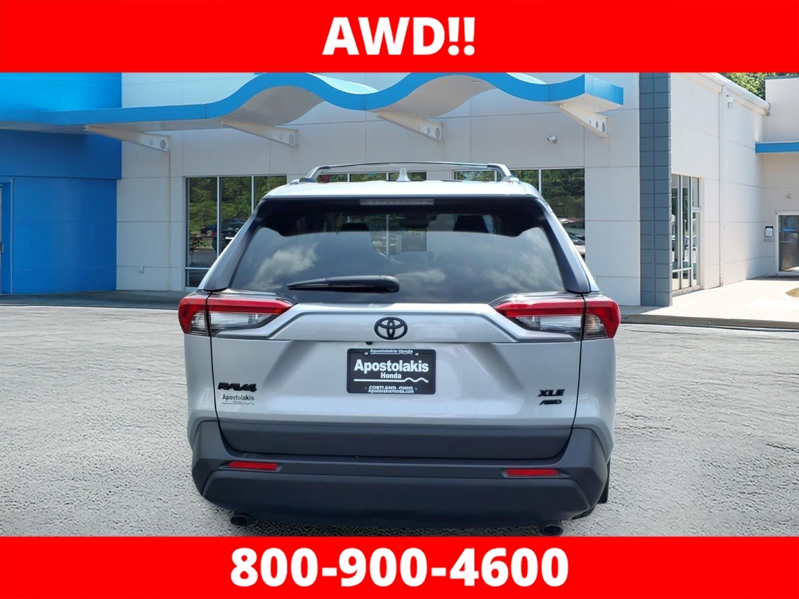 Used 2024 Silver Toyota XLE image 4