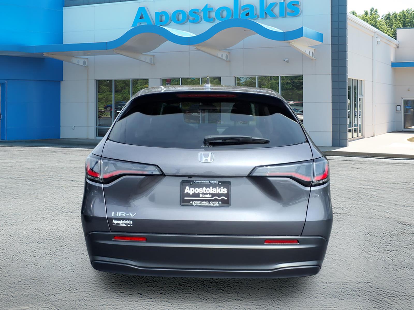 New 2026 Modern Steel Metallic Honda LX image 4