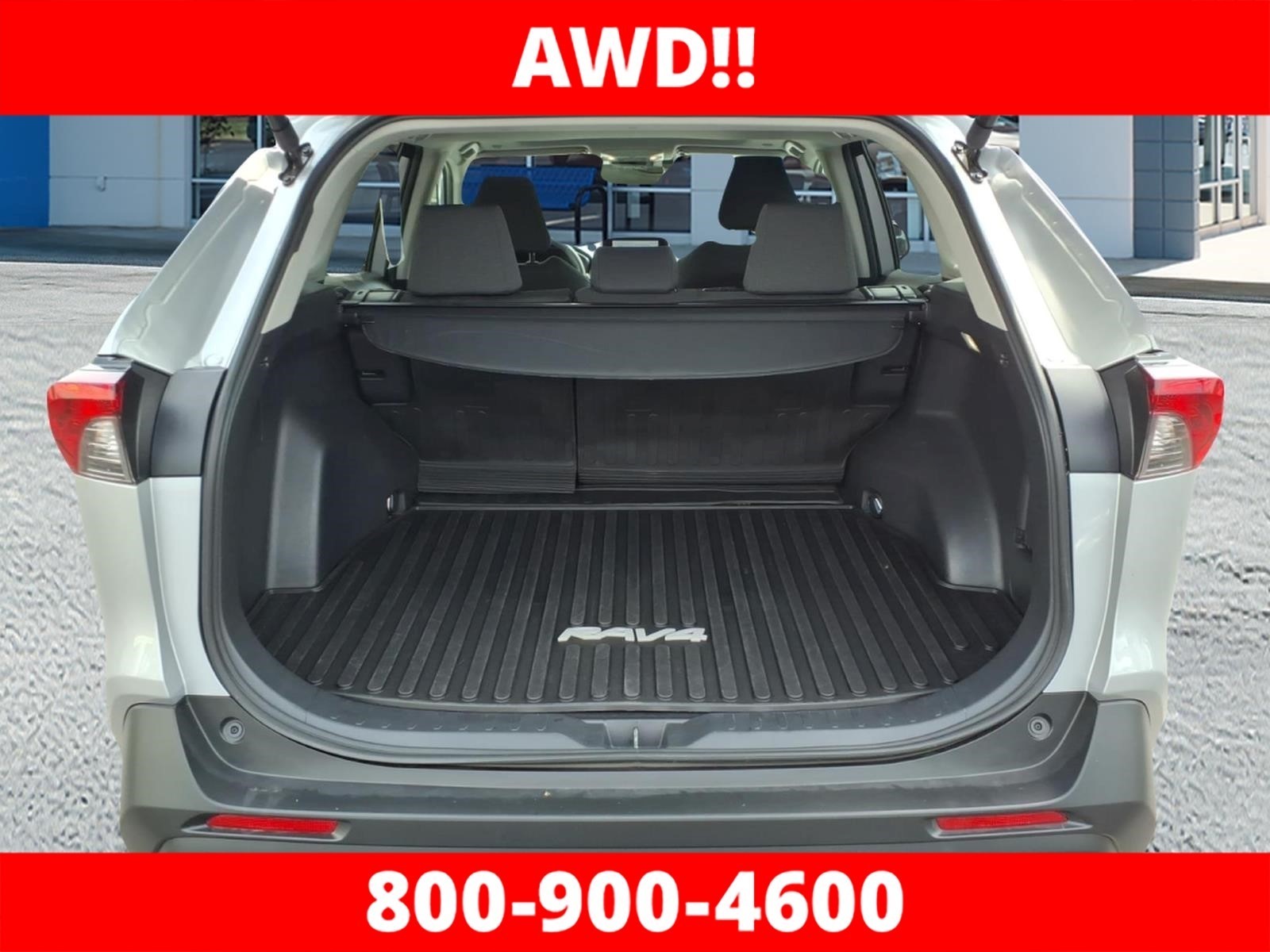 Used 2024 Silver Toyota XLE image 5