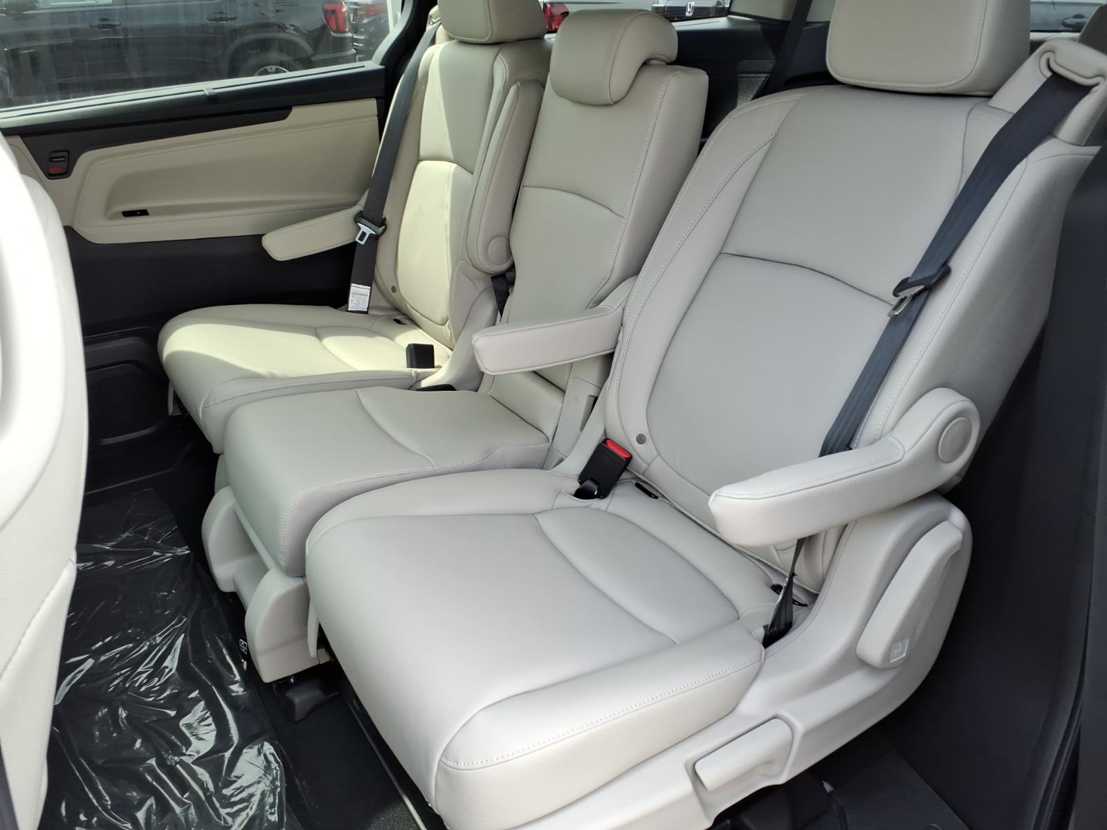 New 2026 Modern Steel Metallic Honda EX-L image 5