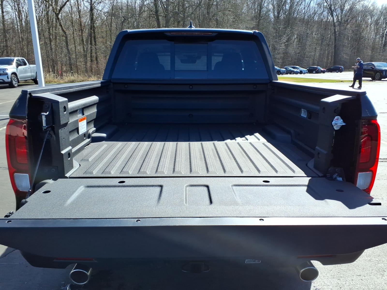 New 2026 Crystal Black Honda RTL image 5