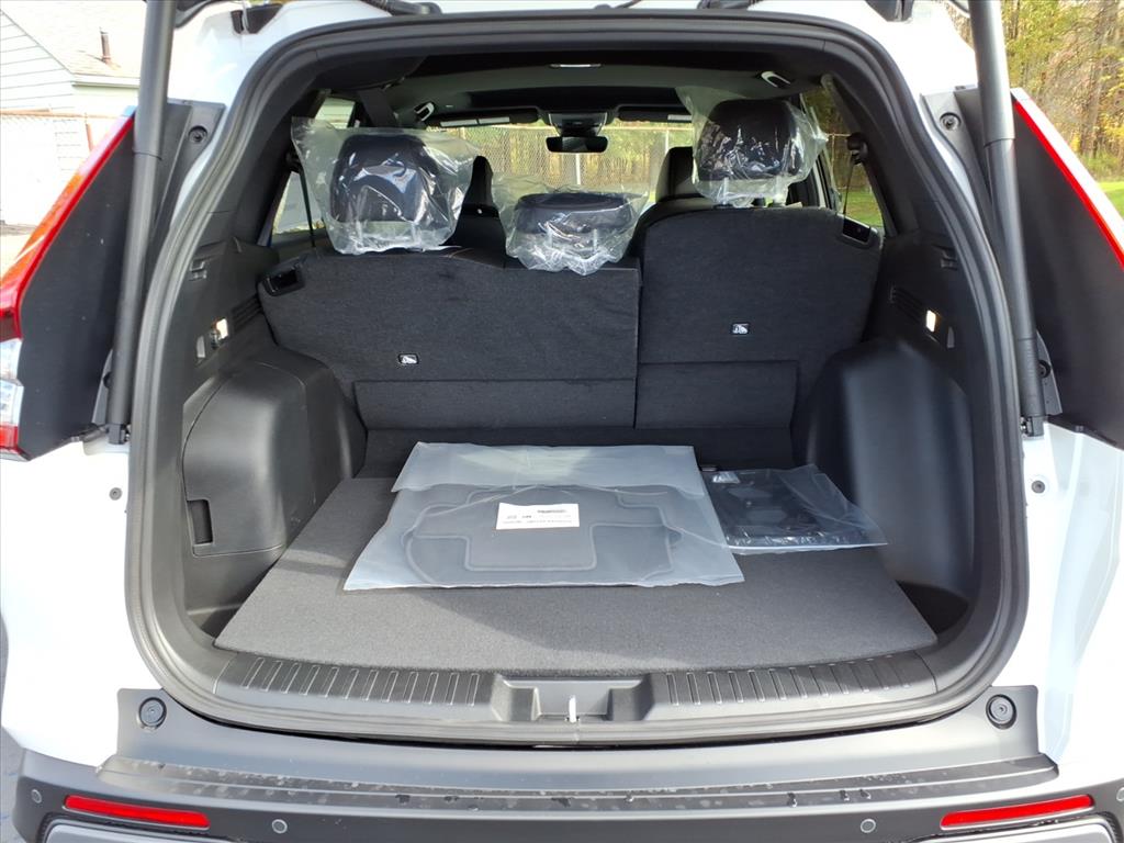 New 2026 Platinum White Honda Sport-L image 5