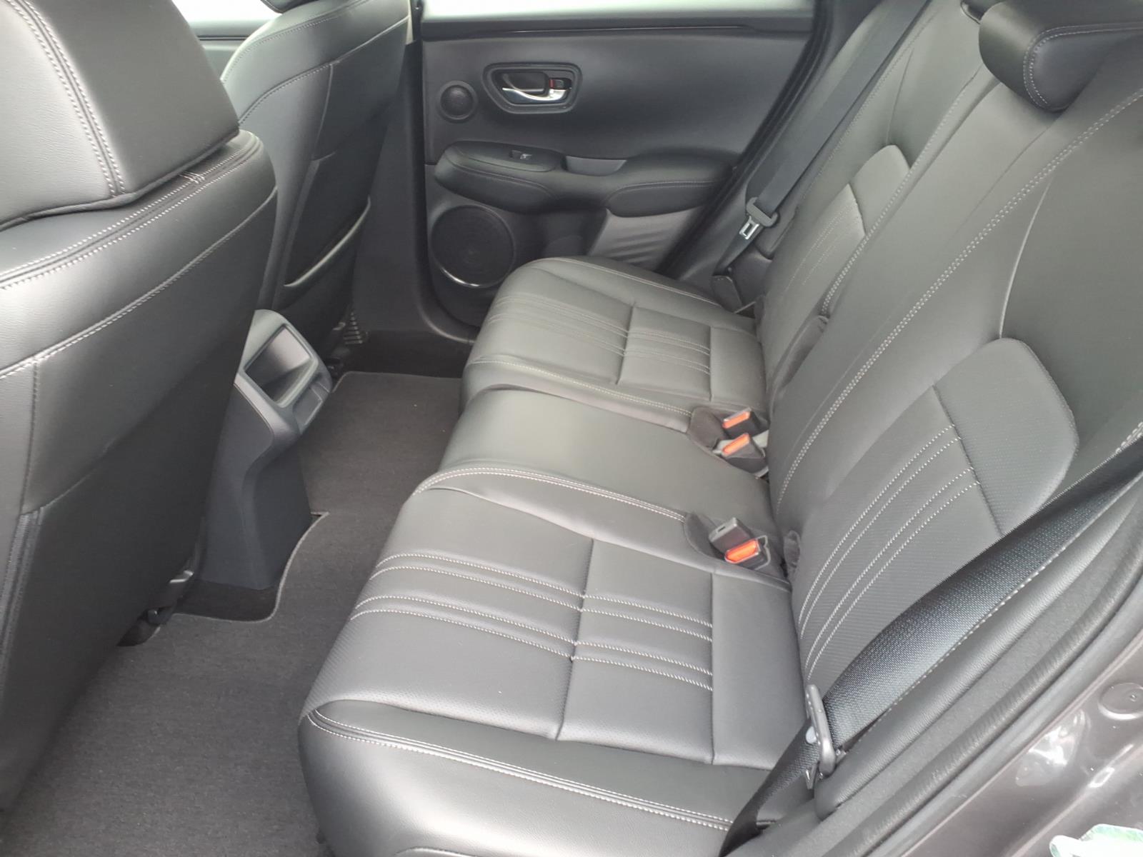 Certified Used 2025 Modern Steel Metallic Honda EX-L image 6