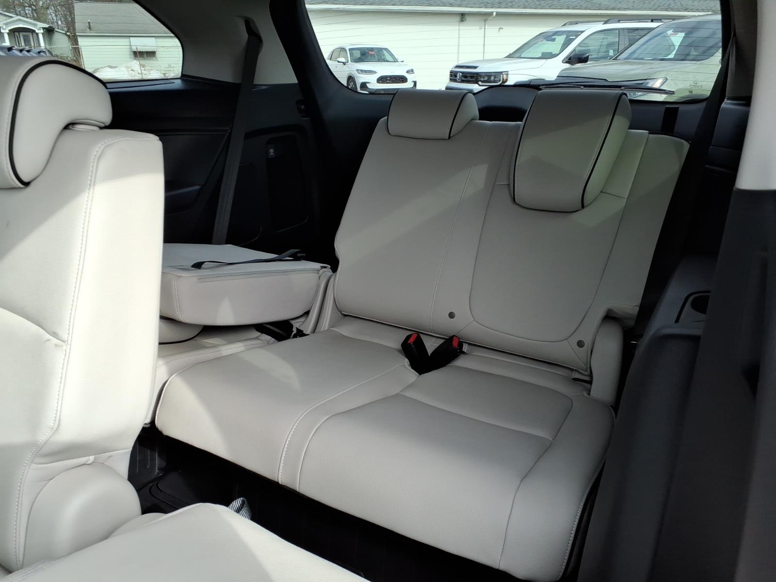 New 2026 Smoke Blue Honda Touring image 6