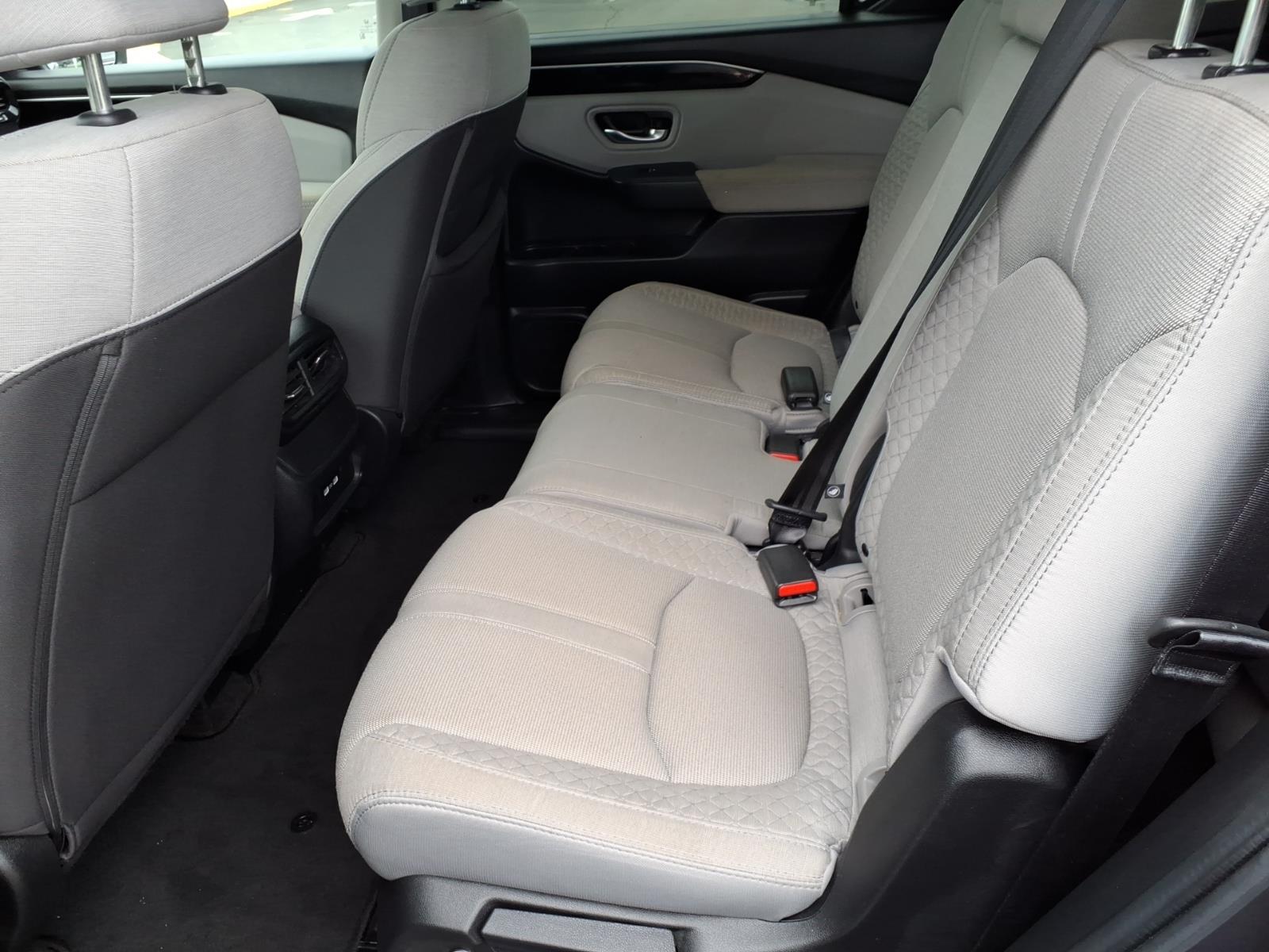 Certified Used 2023 Modern Steel Metallic Honda LX image 6