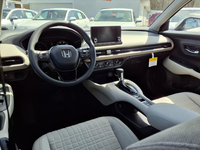 2025 Honda HR-V LX