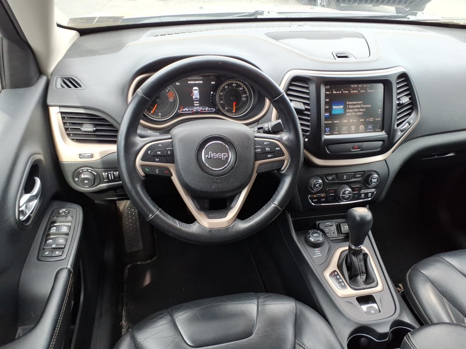 Used 2016 Silver Jeep Limited image 7