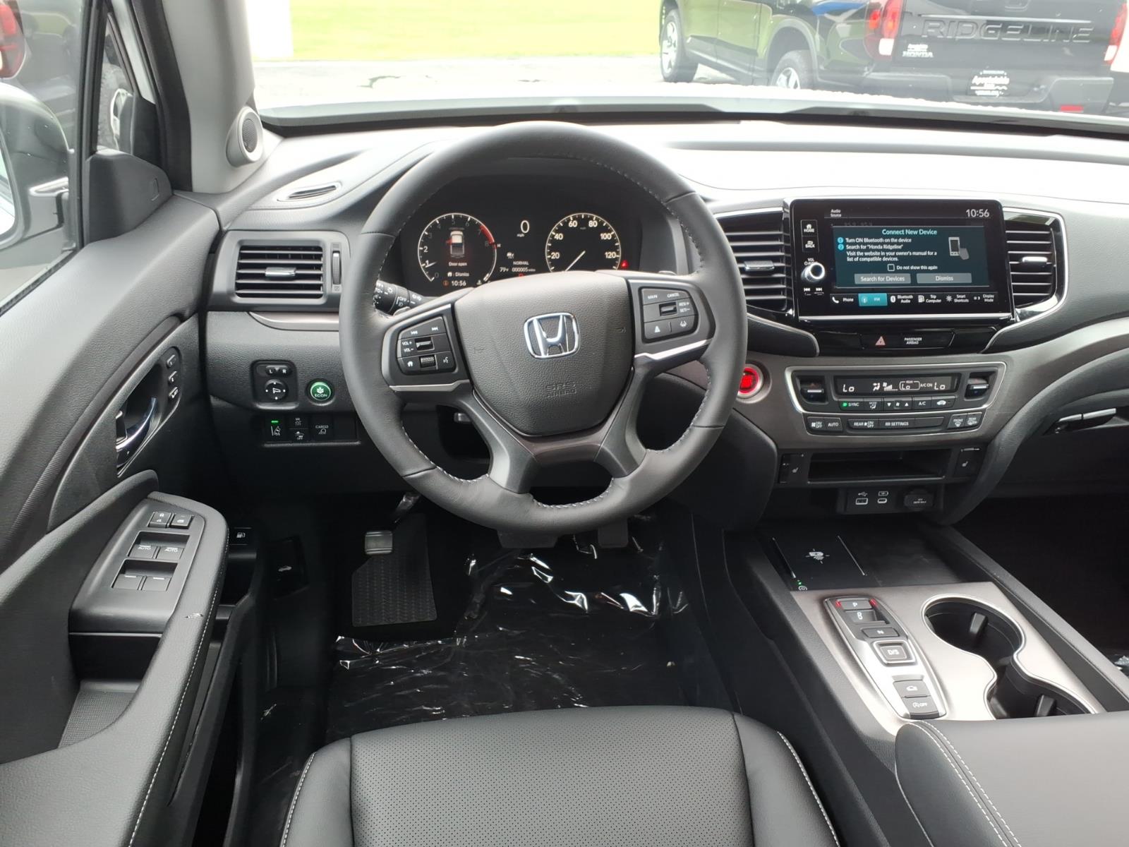 New 2026 Platinum White Honda RTL image 7