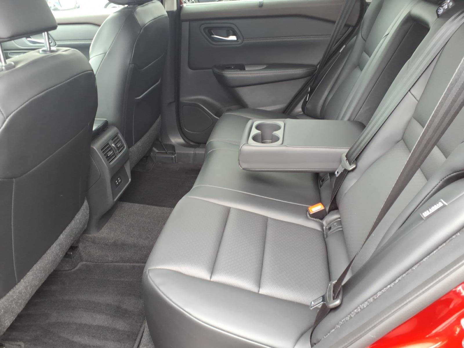 Used 2023 Scarlet Ember Nissan SV image 7