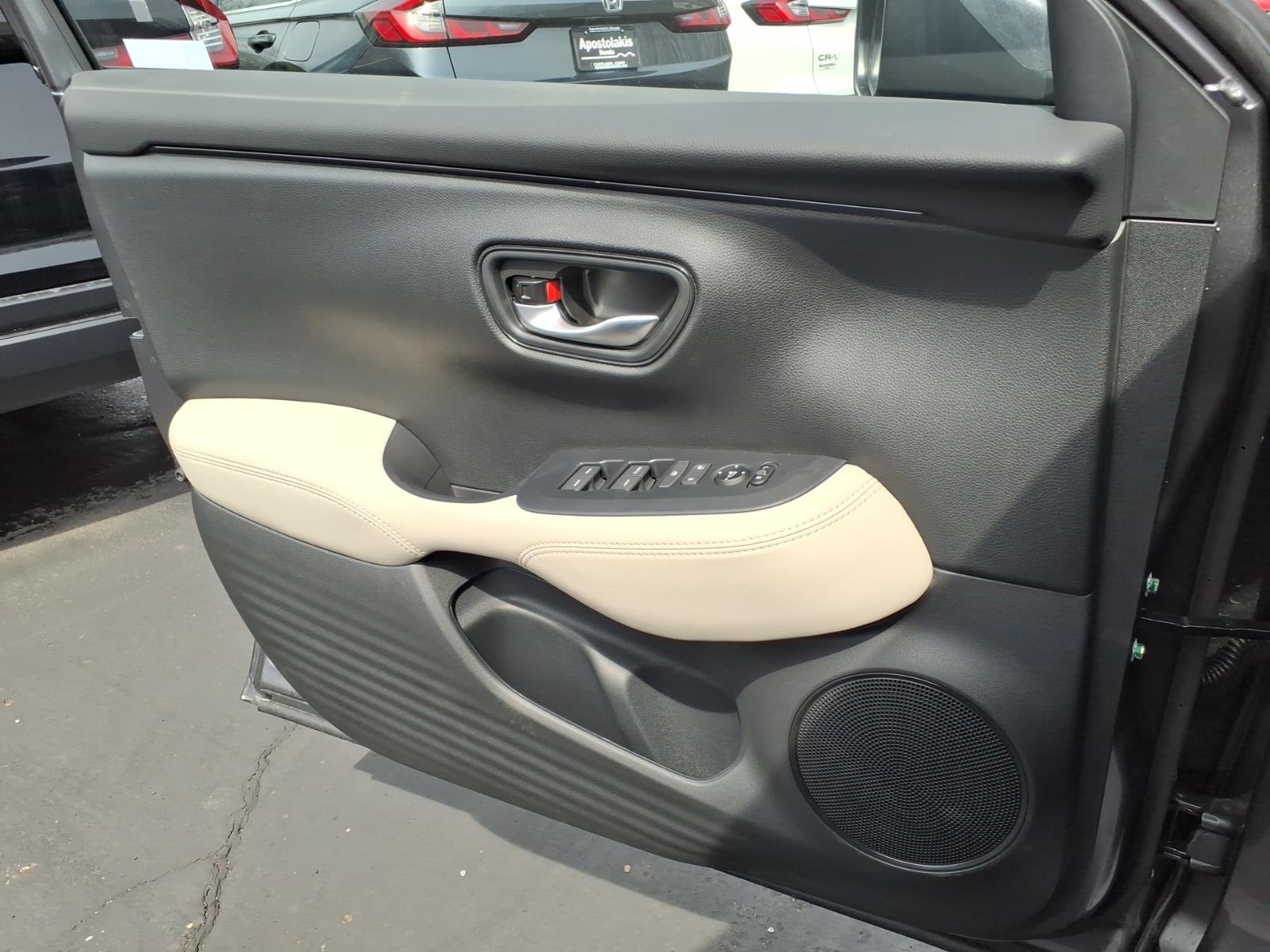 New 2026 Modern Steel Metallic Honda LX image 8