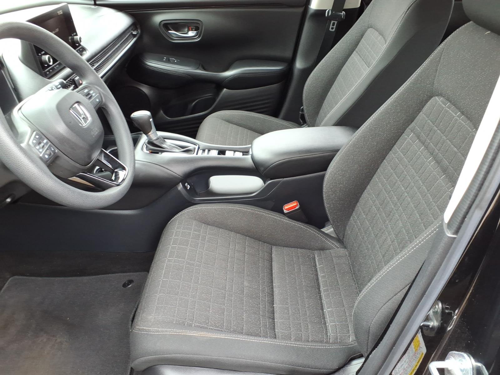 Certified Used 2023 Crystal Black Honda LX image 8