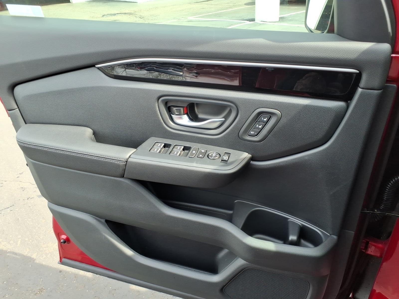 New 2026 Radiant Red Honda RTL image 8