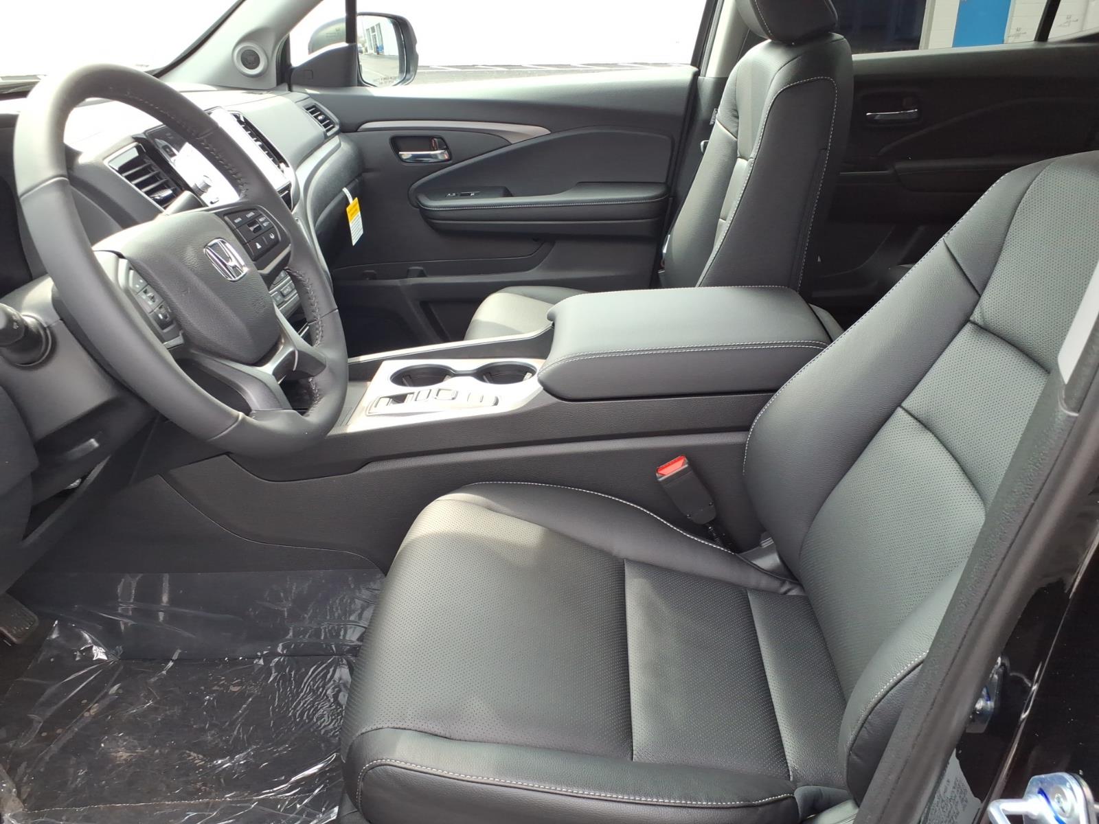 New 2026 Crystal Black Honda RTL image 8