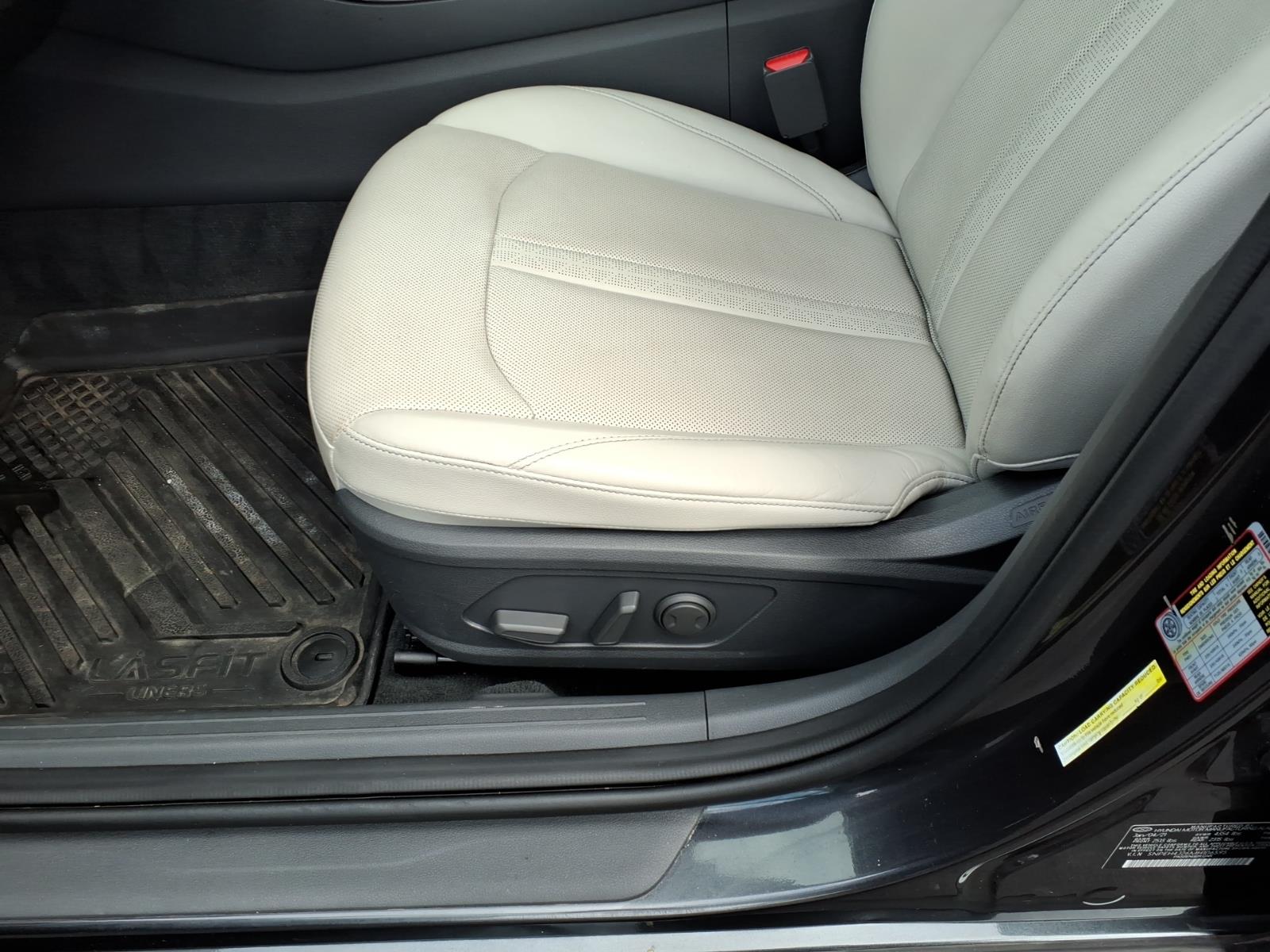 Used 2021 Gray Hyundai Limited image 8