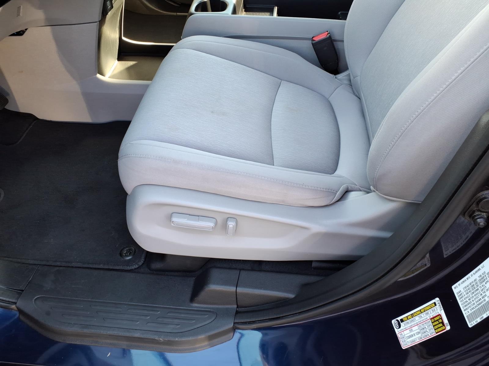 Used 2019 Blue Honda LX image 9