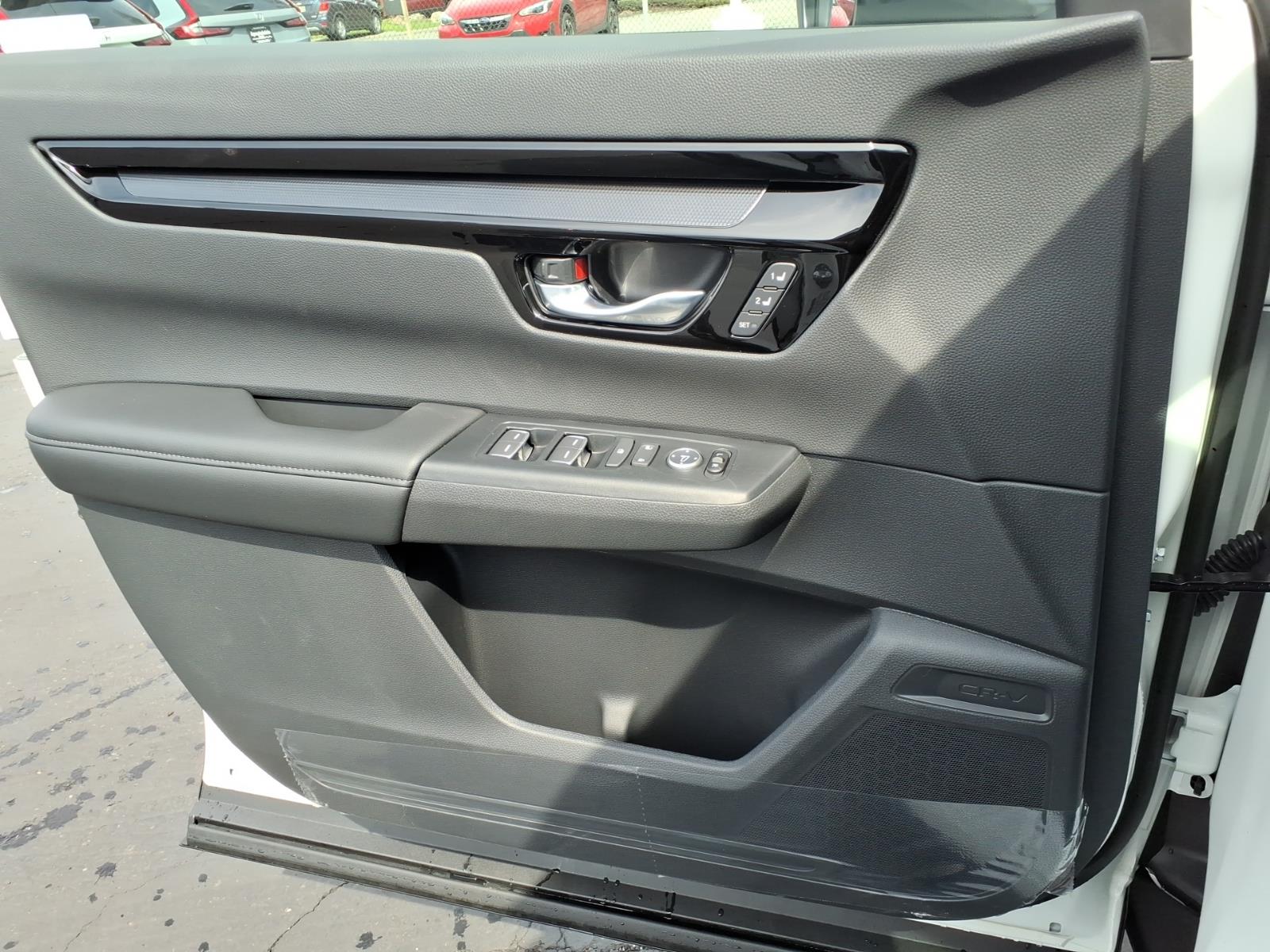 New 2026 Platinum White Honda EX-L image 9