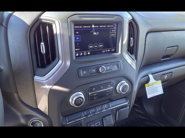 2025 GMC Sierra 2500HD Pro