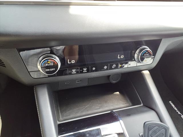 2023 Mitsubishi Outlander ES