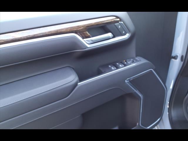 2025 GMC Sierra 1500 SLE