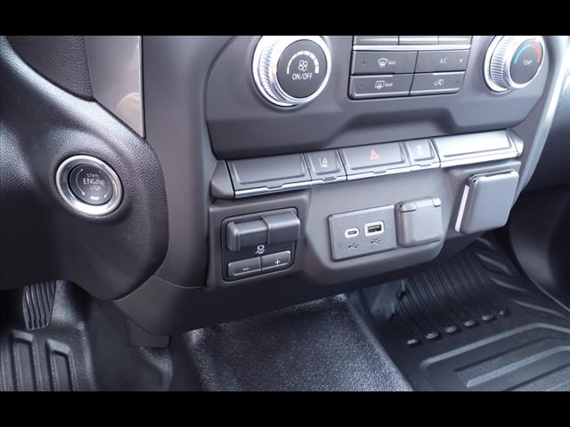 2025 GMC Sierra 3500HD Pro