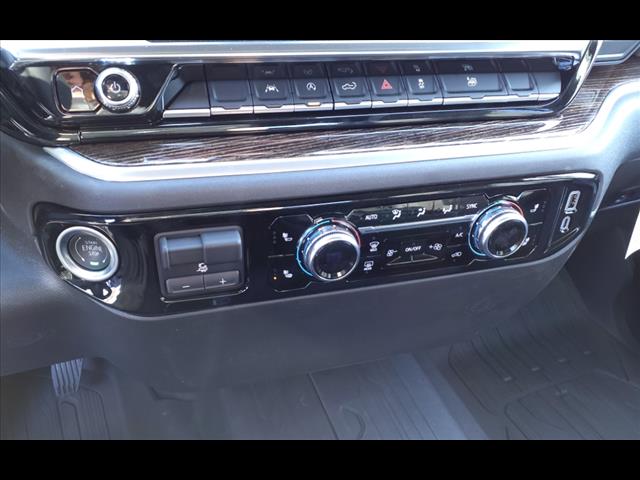 2025 GMC Sierra 1500 SLE
