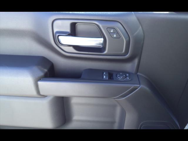 2025 GMC Sierra 2500HD Pro
