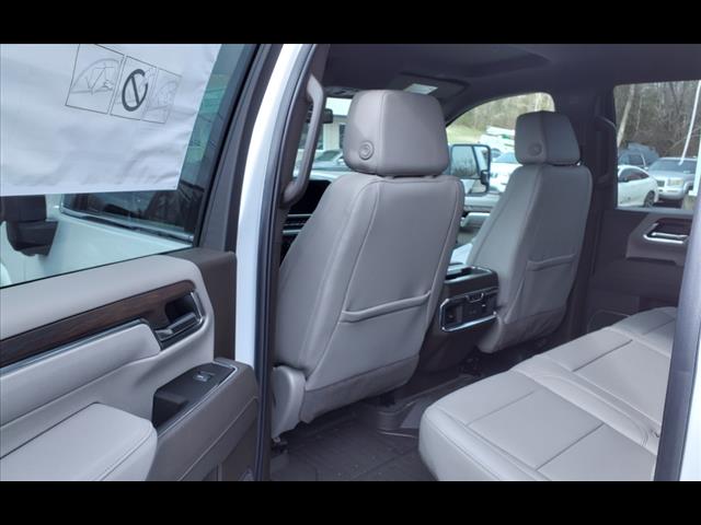 2025 GMC Sierra 2500HD SLT