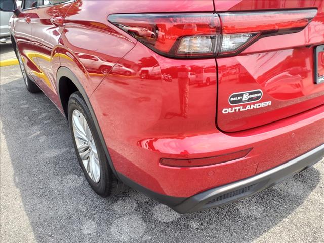 2023 Mitsubishi Outlander ES