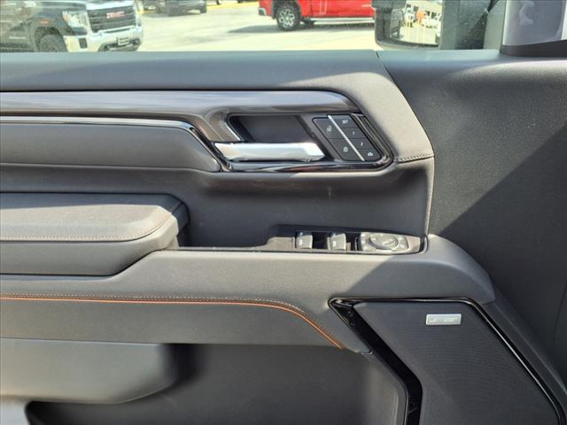 2025 GMC Sierra 2500HD AT4