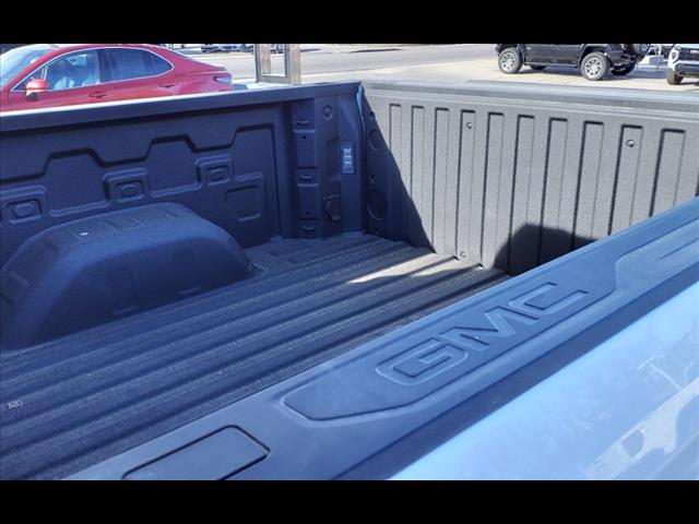 2025 GMC Sierra 1500 SLE