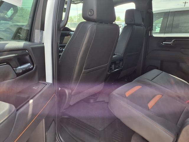 2025 GMC Sierra 2500HD AT4