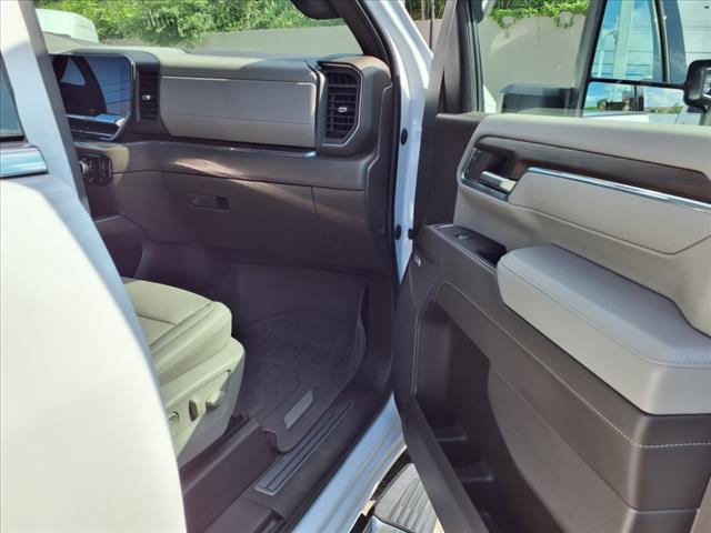 2024 GMC Sierra 2500HD SLT