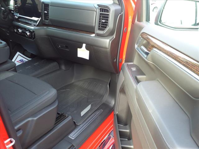 2024 GMC Sierra 1500 SLE