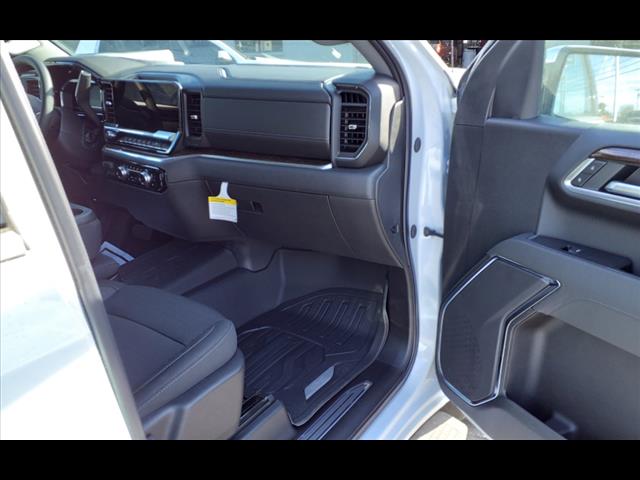 2025 GMC Sierra 1500 SLE