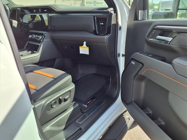 2025 GMC Sierra 2500HD AT4
