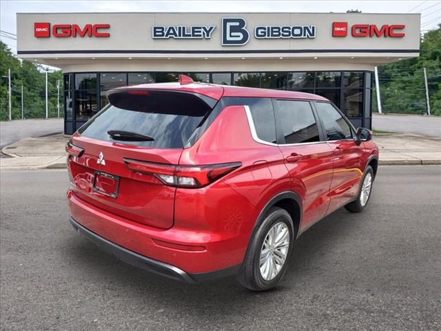 2023 Mitsubishi Outlander ES