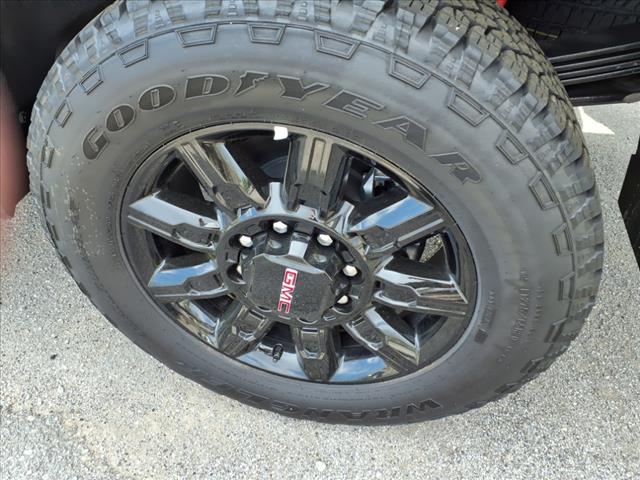 2025 GMC Sierra 2500HD AT4