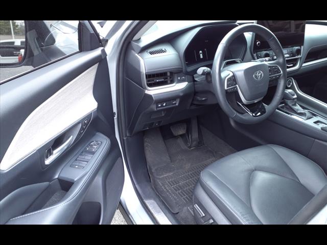 2024 Toyota Grand Highlander Platinum