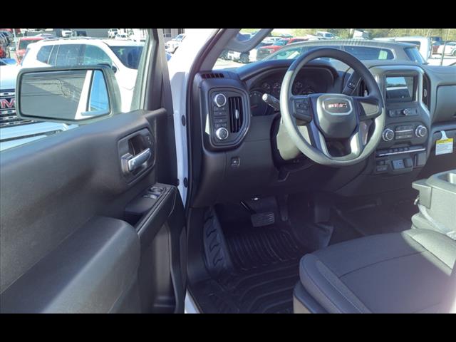 2025 GMC Sierra 2500HD Pro