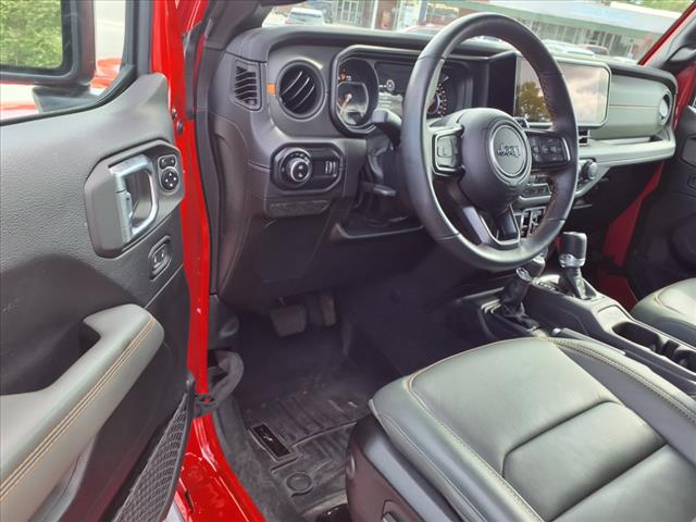 2024 Jeep Gladiator Mojave X