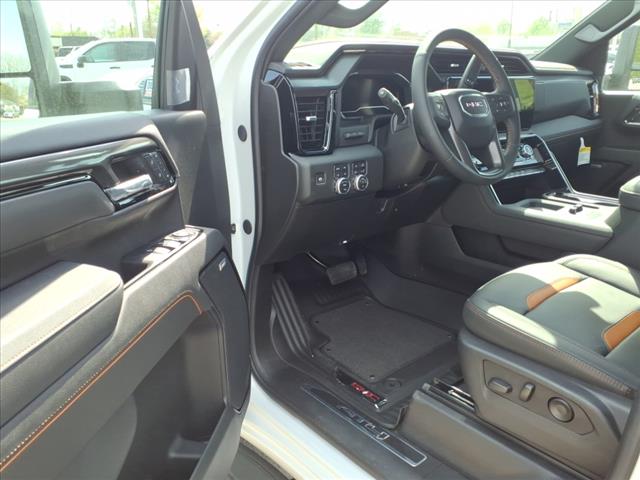 2025 GMC Sierra 2500HD AT4