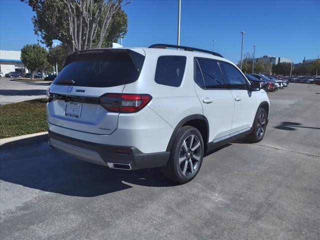 2025 Honda Pilot Touring