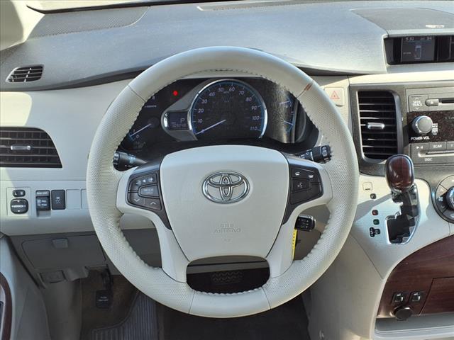 2014 Toyota Sienna XLE