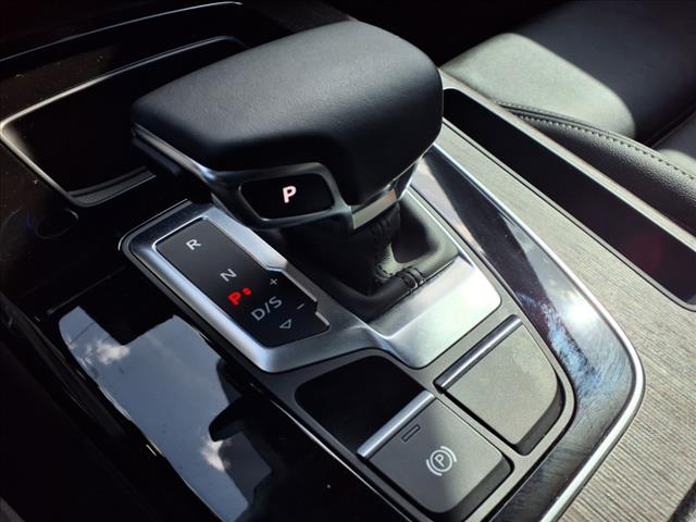 2024 Audi Q5 S line Premium