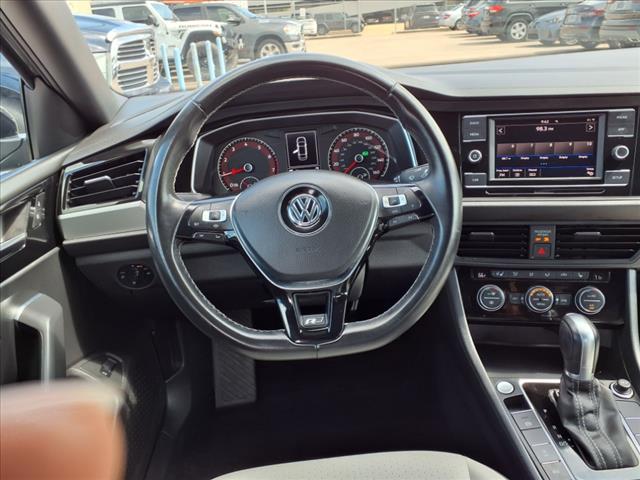 2019 Volkswagen Jetta R-Line